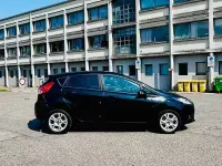 Usado Ford Fiesta 95 HP (69 kW) 2015 Preto Citadino