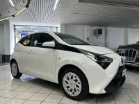 Begagnad Toyota Aygo 72 HK (52 kW) 2018 Vit Halvkombi
