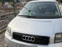 Usata Audi A2 75 CV (55 kW) 2000 Grigio Utilitaria