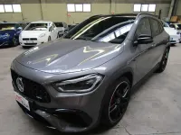 Usata Mercedes GLA45 AMG AMG 421 CV (309 kW) 2023 Grigio scuro metallizzato SUV