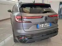 Usata Renault Austral Techno Esprit Alpine 131 CV (96 kW) 2025 Scisto satin SUV