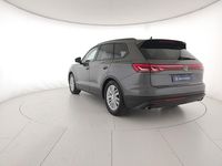 Usata VW Touareg Elegance 231 CV (169 kW) 2025 3m silicon grey metallizzato SUV
