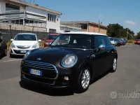 Usata Mini Cooper D 116 CV (85 kW) 2015 Nero Utilitaria