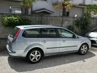 Usata Ford Focus Ghia 116 CV (85 kW) 2005 Station wagon
