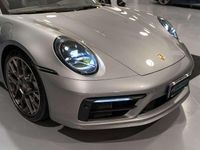 Usata Porsche 911 Targa 4 385 CV (283 kW) 2023 Argento gt Cabrio