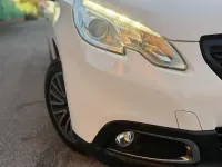 Usata Peugeot 2008 Active 75 CV (55 kW) 2016 Bianco SUV
