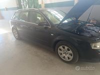 Usata Audi A4 130 CV (95 kW) 2004 Nero Station wagon