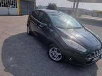 Usata Ford Fiesta 75 CV (55 kW) 2015 Nero Berlina