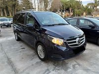 Usata Mercedes V220 Executive 163 CV (119 kW) 2019 Blu Monovolume