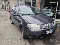 Usata Fiat Punto Classica 60 CV (44 kW) 2008 Grigio scuro metallizzato Utilitaria