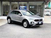 Usata VW T-Roc 150 CV (110 kW) 2023 Grigio SUV