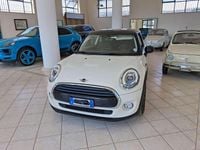 Usata Mini Cooper D Hype 116 CV (85 kW) 2017 Beige Utilitaria
