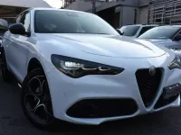 Usata Alfa Romeo Stelvio Veloce 209 CV (153 kW) 2023 Bianco pastello SUV