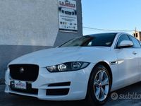 Usata Jaguar XE 179 CV (131 kW) 2016 Bianco Berlina