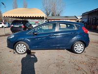 Usata Ford Fiesta Titanium 95 CV (69 kW) 2015 Blu Berlina