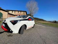 Usata Toyota Aygo X-wave 72 CV (52 kW) 2019 Bianco Utilitaria