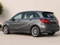 Usata Mercedes B180 Executive 109 CV (80 kW) 2016 Grigio Utilitaria