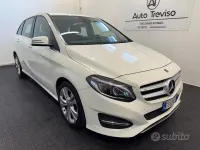 Usata Mercedes B200 Premium 136 CV (100 kW) 2018 Bianco Utilitaria