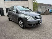 Usata Mercedes B180 Executive 109 CV (80 kW) 2010 Bronzo Monovolume