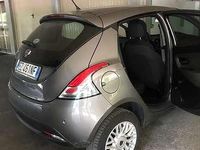 Usata Lancia Ypsilon 86 CV (63 kW) 2015 Grigio Utilitaria