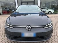 Usata VW Golf VIII Life 116 CV (85 kW) 2021 Grigio Berlina