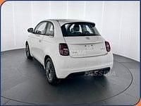 Neu Fiat 500 65 PS (47 kW) 2026 Weiß Kleinwagen