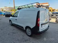 Usata Renault Express 95 CV (69 kW) 2022 Bianco Monovolume