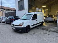 Usata Renault Kangoo 70 CV (51 kW) 2006 Bianco Monovolume
