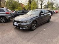 Usata BMW 320e Luxury Line 2021 Grigio Berlina