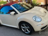 Usata VW New Beetle Edition 102 CV (75 kW) 2009 Bianco Utilitaria
