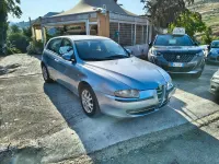 Usata Alfa Romeo 147 150 CV (110 kW) 2005 Blu Utilitaria