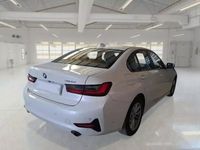 Usata BMW 318 Advantage 149 CV (109 kW) 2022 Berlina