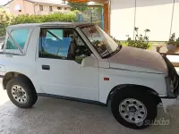 Usata Suzuki Vitara 96 CV (70 kW) 1995 Bianco SUV