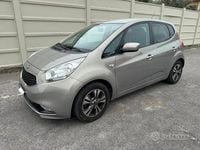 Usata Kia Venga 90 CV (66 kW) 2016 Grigio Utilitaria