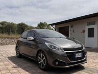 Usata Peugeot 208 Allure 82 CV (60 kW) 2018 Utilitaria