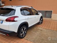 Usata Peugeot 2008 Allure 120 CV (88 kW) 2018 Bianco SUV