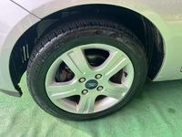 Usata Ford Fiesta Titanium 68 CV (50 kW) 2008 Grigio Berlina