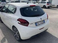 Usata Peugeot 208 Allure 69 CV (50 kW) 2017 Bianco Utilitaria