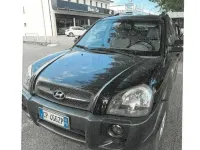 Usata Hyundai Tucson 112 CV (82 kW) 2004 Grigio SUV