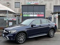 Usata Mercedes GLC300e 211 CV (155 kW) 2022 Blu canvasite metallizzato Coupé