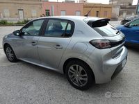 Usata Peugeot 208 Allure 75 CV (55 kW) 2022 Grigio Utilitaria
