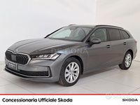 Usata Skoda Superb Selection 150 CV (110 kW) 2024 Grigio graphite Station wagon