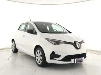 Usata Renault Zoe Life 50 kW (69 CV) 2021 Bianco opaco Utilitaria