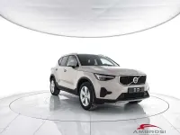 Nuova Volvo XC40 Core 163 CV (119 kW) 2026 Forest lake SUV