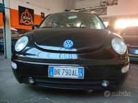 Usata VW New Beetle 102 CV (75 kW) 2001 Nero Utilitaria