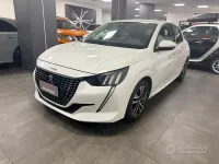 Usata Peugeot 208 Allure 102 CV (75 kW) 2020 Bianco Utilitaria