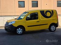 Usata Renault Kangoo 90 CV (66 kW) 2018 Giallo Berlina