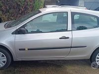 Usata Renault Clio II 75 CV (55 kW) 2006 Grigio Utilitaria