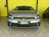 Usata VW Polo R-line 95 CV (69 kW) 2023 Grigio Utilitaria