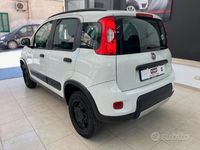 Usata Fiat Panda 4x4 S 95 CV (69 kW) 2018 Bianco Utilitaria